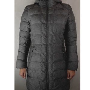 north face parka. size medium. great condition.